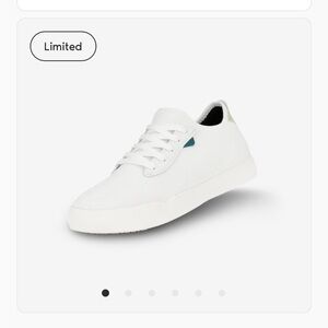 Women’s Weekend White Sneakers | Vessi | size 8